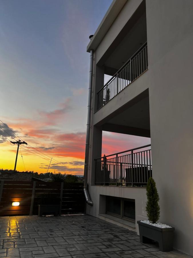 Giannel Luxury Apartment 1 Kastanéa Eksteriør billede
